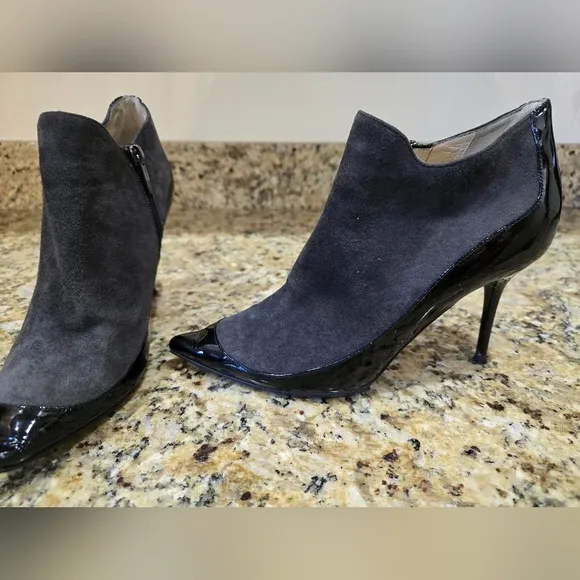 Jimmy Choo Black Gray Brady Ankle Boots Pointy Toe 39 Zippered Booties.