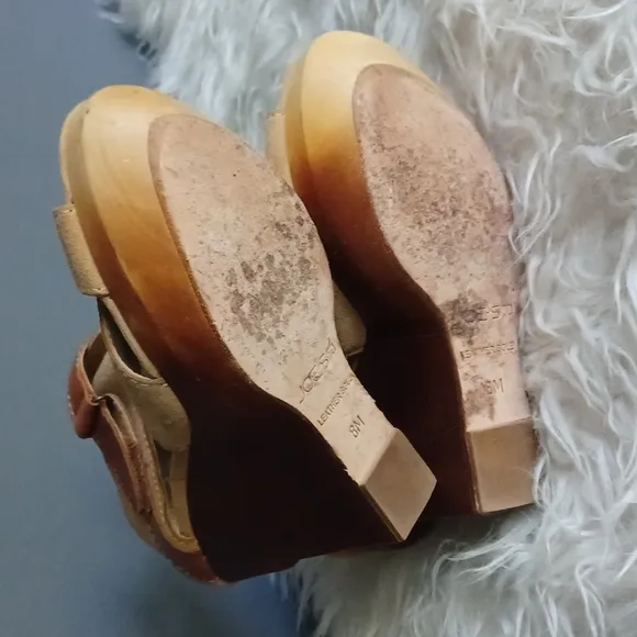 Joes wedge sandals