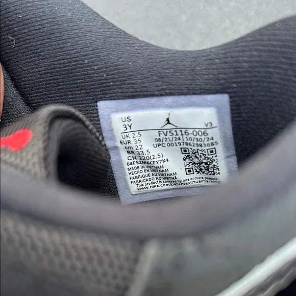Jordan 11 Retro Low PS Black and Red Shoes
