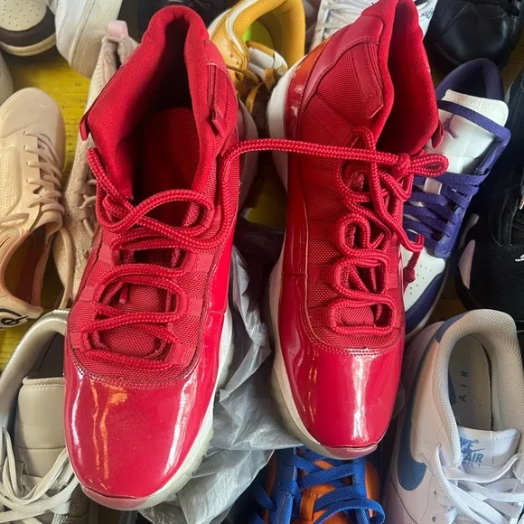 Jordan Athletic Shoes Red and White Nike Air Jordan Retro 11 patent leather