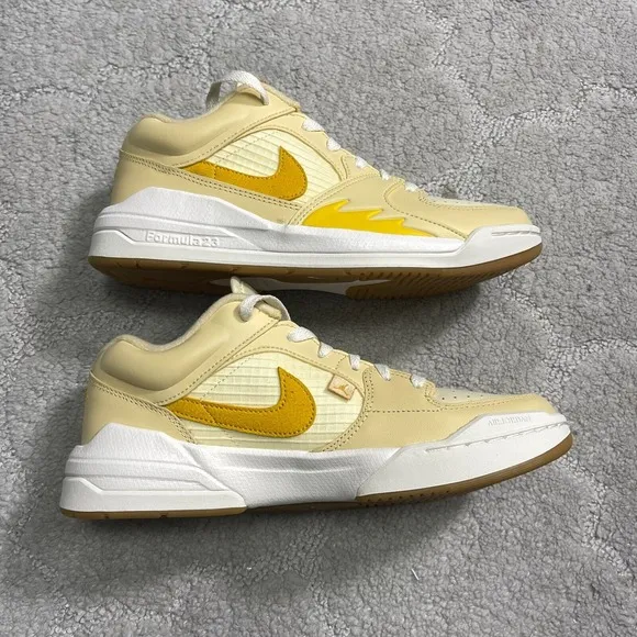 Jordan Stadium 90 Sunshine Womens Pale Vanilla Yellow Ochre Size 8.5
