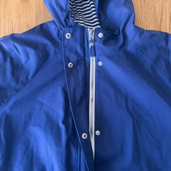 Joules Shoreside Waterproof Hooded Raincoat in Navy Plus Size 22