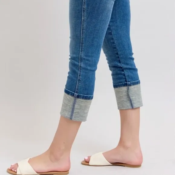 Judy Blue High-Rise Cuffed Capri Length Pants Slim Fit Skinny Leg Denim Jeans