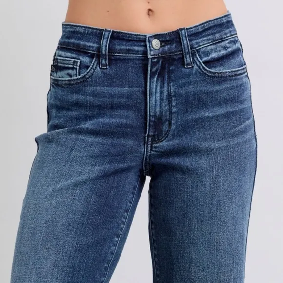 Judy Blue Mid-Rise Straight Leg Boyfriend Relaxed Jeans Raw Hem Denim Pants