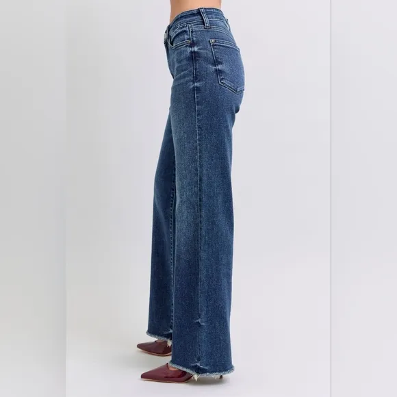 Judy Blue Mid-Rise Straight Leg Boyfriend Relaxed Jeans Raw Hem Denim Pants