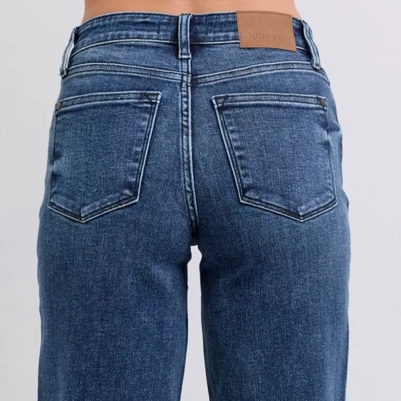 Judy Blue Mid-Rise Straight Leg Boyfriend Relaxed Jeans Raw Hem Denim Pants