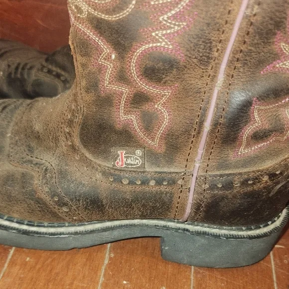 Justin Boots Brown Heeled Boots