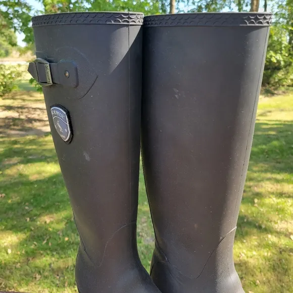 Kamik Jennifer Women's Black Waterproof Round Toe Knee High Rain Boots Size 7
