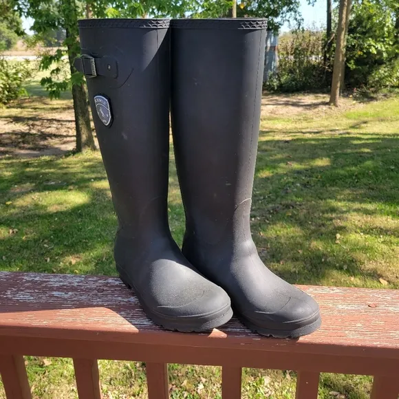 Kamik Jennifer Women's Black Waterproof Round Toe Knee High Rain Boots Size 7