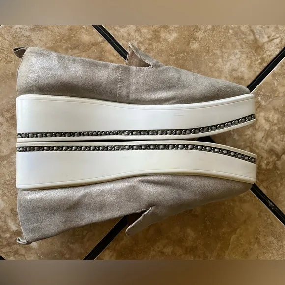 Karl Lagerfeld Brea Leather Platform Loafers. Chain detail on platform. Silver 9
