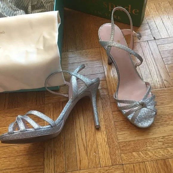 Kate spade glitter sandals 7M worn once Florence