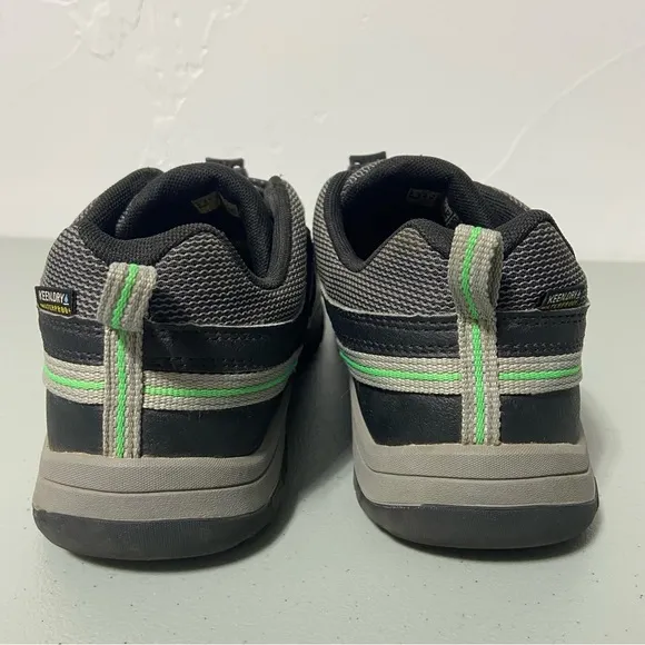 Keen Big Kids' Targhee Waterproof Low Shoe 1024011 Size 6 Hiking Shoes Slip On