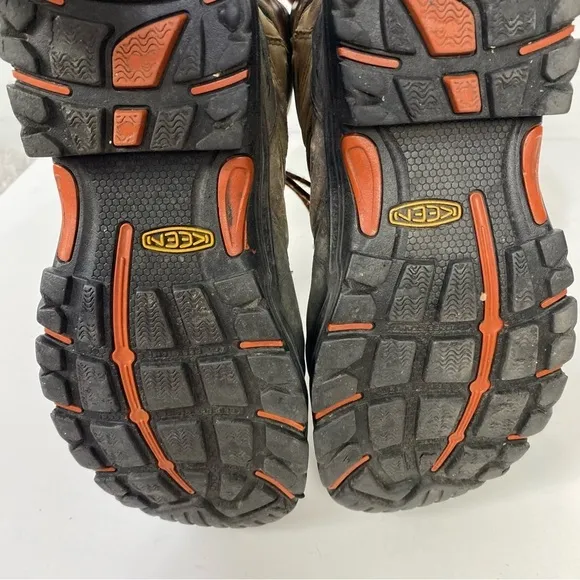 Keen brown high top work boots outdoor construction worker