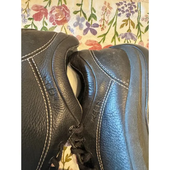 Keen Hiking Shoes Womens Black Briggs Oxford Lace Up Leather Comfort, Size 12