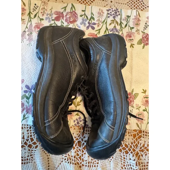Keen Hiking Shoes Womens Black Briggs Oxford Lace Up Leather Comfort, Size 12