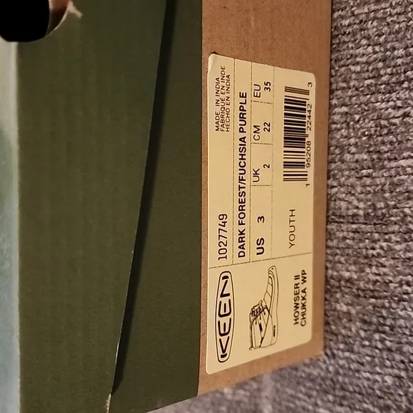 Keen Kids' Green and Pink lace boots NWOT in box Boots size 3