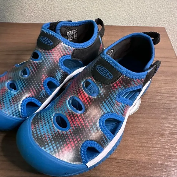 Keen Kids Stingray NIB Toddler Boys Sandals Water Shoes Size 12