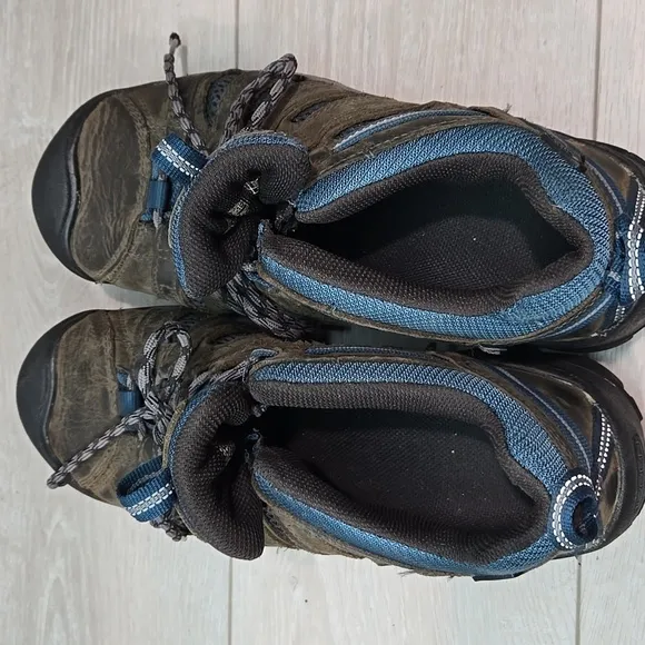 Keen Mens Leather Outdoor Hiking Sneakers shoes sz 10.5