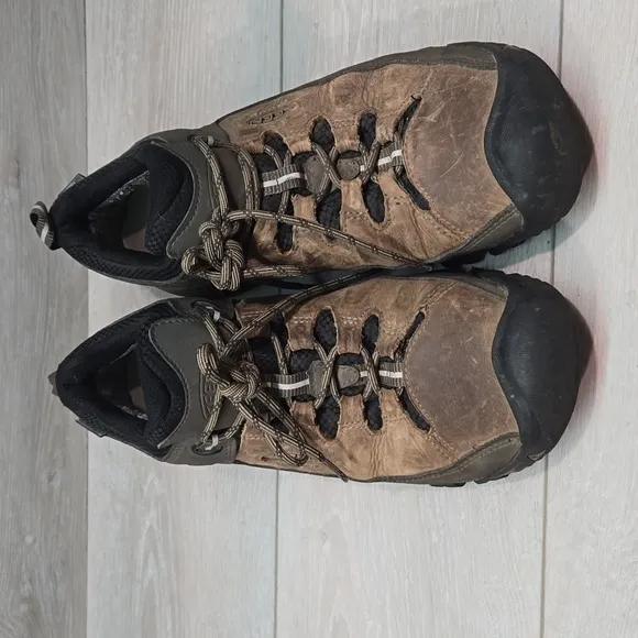 Keen Mens Leather Outdoor Hiking Sneakers shoes sz 11.5