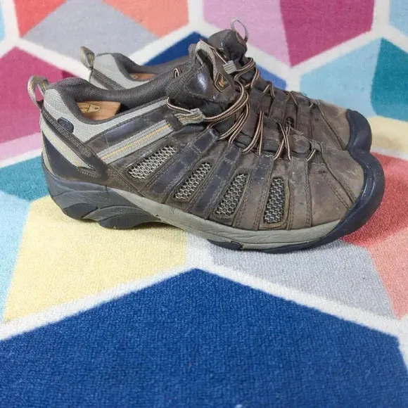 KEEN Men's Voyageur Hiking Shoes Size 14