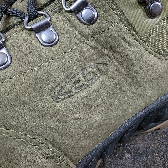 Keen NXIS Waterproof Hiking Boots