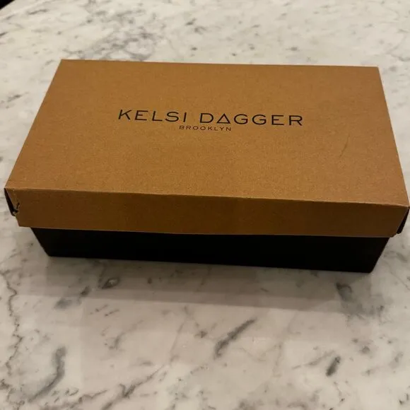 Kelsi Dagger Brooklyn Frankie Ballet Flats in Navy Size 7.5