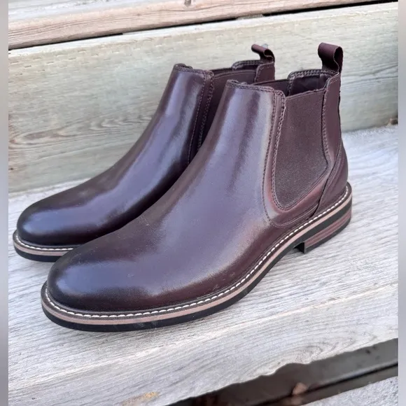 Kenneth Cole Men’s Brown Chelsea Boots Size 8