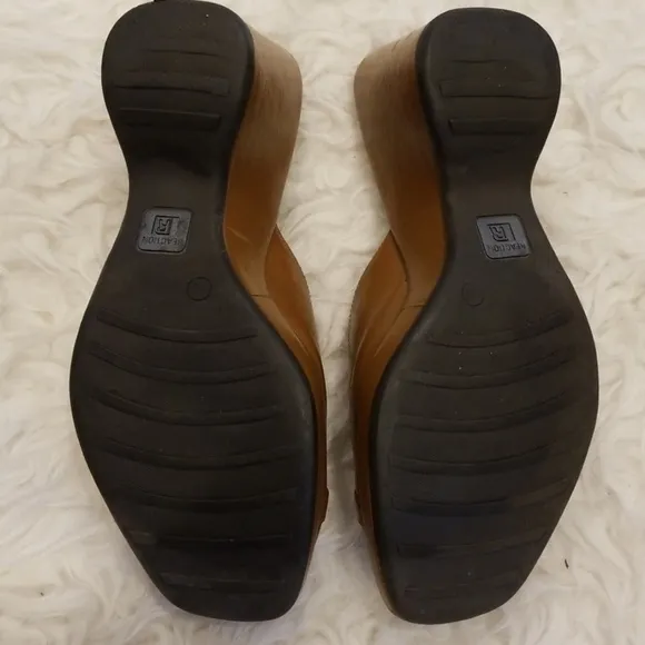 💕KENNETH COLE REACTION💕 Thed Late Show Platform Wedge Peep Toe Sandals 10