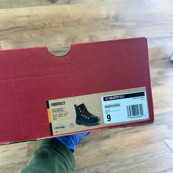 Kodiak Kindersley Womens  Waterproof Brown Boot size 10