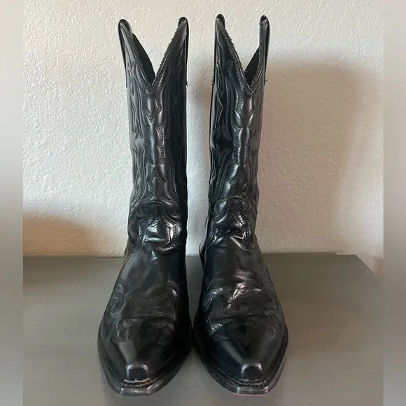 Laredo Men’s Hawk Leather Cowboy Boots