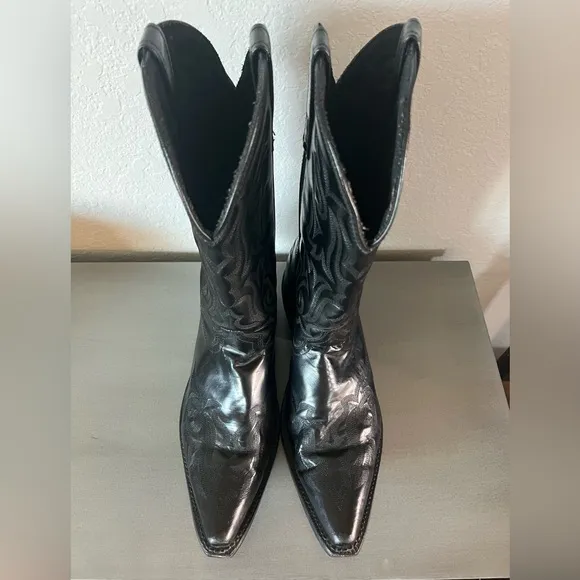 Laredo Men’s Hawk Leather Cowboy Boots