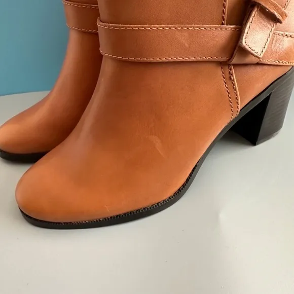 Lauren Ralph Lauren Ankle Boots 8B Camel Brown Genuine Leather Straps Buckle Zip