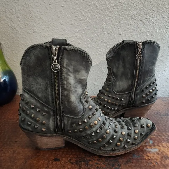 Liberty Black Low Boot with Zipper &amp; Black Studs Moto Biker Cowgirl Grunge