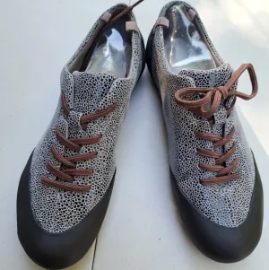 Like new Camper shoes
