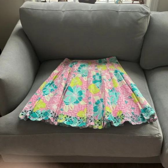 Lilly Pulitzer size 4 vintage white label eyelets Ingrid pleated A line skirt