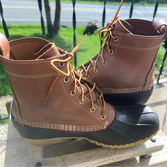 LL Bean Men’s 9M Duck Boots Tan Leather Brown Rubber 6 Eye Maine USA 8 Inch
