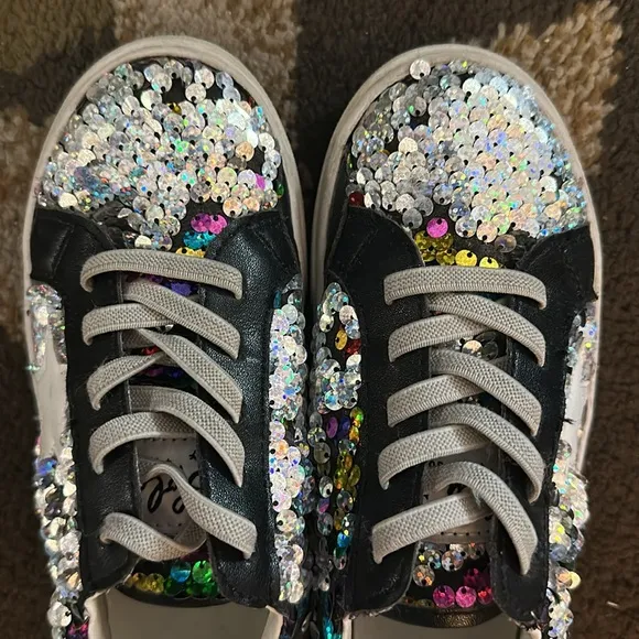 Lola &amp; The Boys Flippy Sequin Embellished Sneakers Size 30 (12)