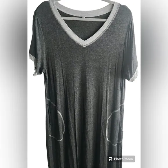 LONG V-NECK SHORT SLEEVE LOUNGEWEAR DRESS