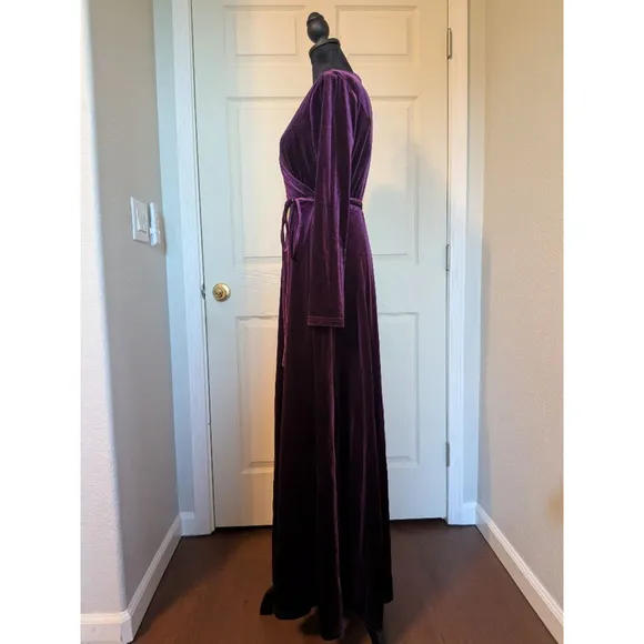 Lulu's Aubergine Velvet Textured Long Sleeve Maxi Wrap Dress (Small/Medium)