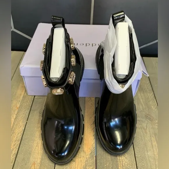 Madden Girl Women's Black Patent Amulet Ankle Boot | Beautiful Gems | 6.5