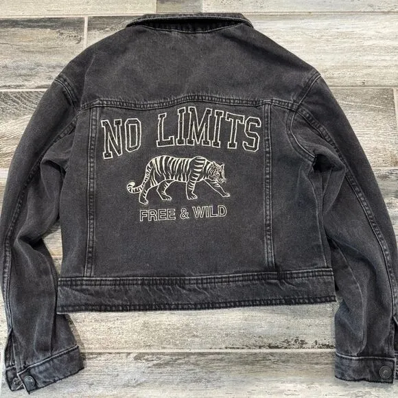Mango MNG Faded Black Boxy Nonstretch Cropped Denim Jean Jacket XS Embroidered