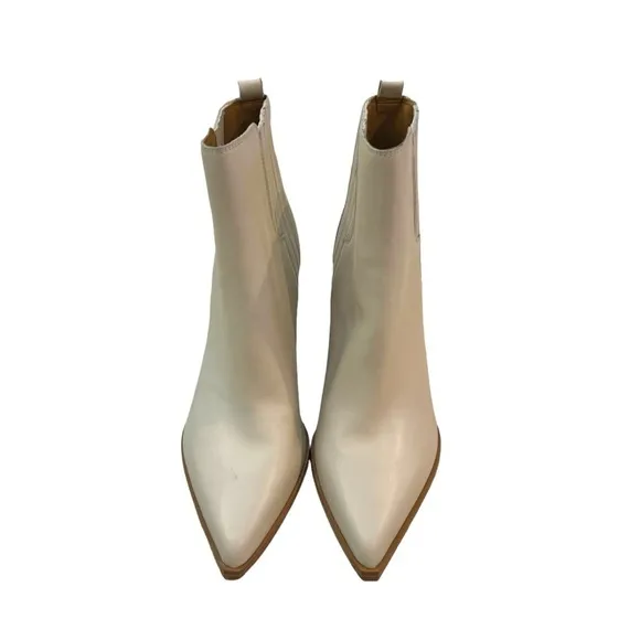 Marc Fisher Mloshay Leather Ankle Pull On Western Booties Ivory/Bone Color SZ 10