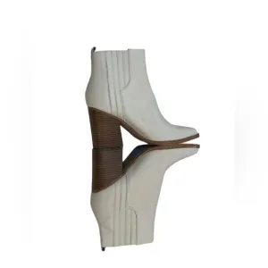 Marc Fisher Mloshay Leather Ankle Pull On Western Booties Ivory/Bone Color SZ 10