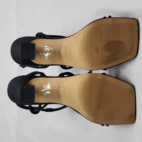 🔥MARC FISHER🔥PADDED CALINDA BLACK ANKLE STRAP HEELED SANDALS WOMENS 5 NWOB