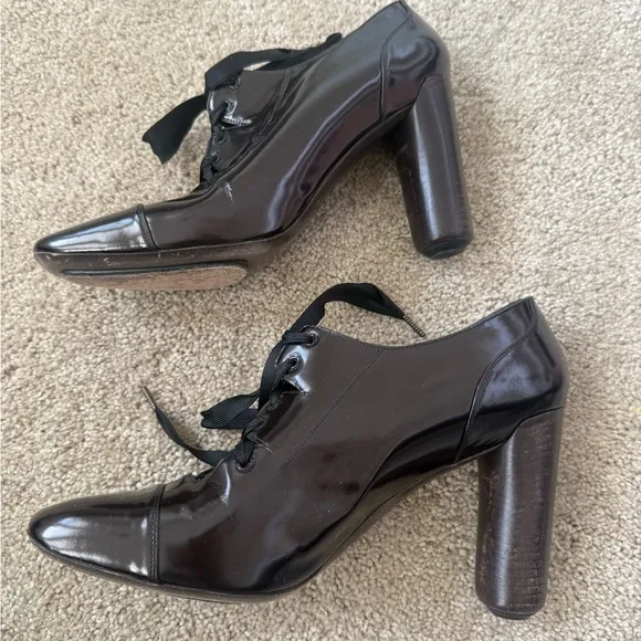Marc Jacobs Purple Ankle Boots with Lace-Up Design