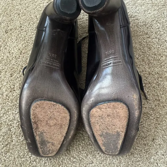 Marc Jacobs Purple Ankle Boots with Lace-Up Design