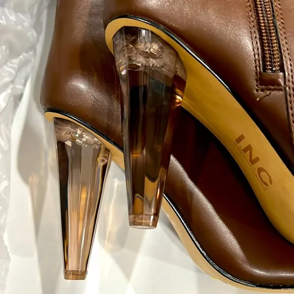 MATEO FOR INC Faux Leather CHARLOTTE Knee-high Boots Clear Heel Brown NIB 🤎❤️‍🔥