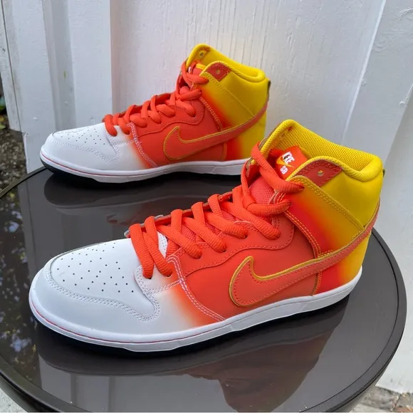Men Nike SB Dunk High Pro Skate Shoes Sweet Tooth FN5107-700 Size 9.5