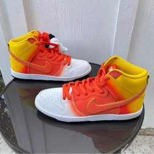 Men Nike SB Dunk High Pro Skate Shoes Sweet Tooth FN5107-700 Size 9.5