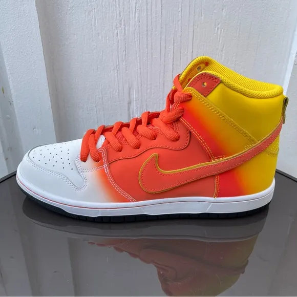 Men Nike SB Dunk High Pro Skate Shoes Sweet Tooth FN5107-700 Size 9.5